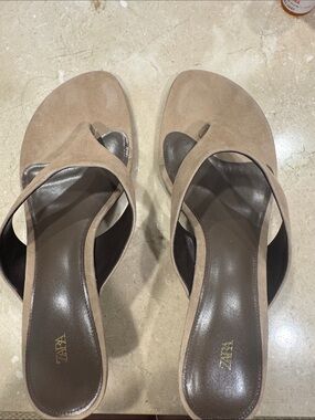 Zara Taupe Suede Toe-Loop Slip-On Mules